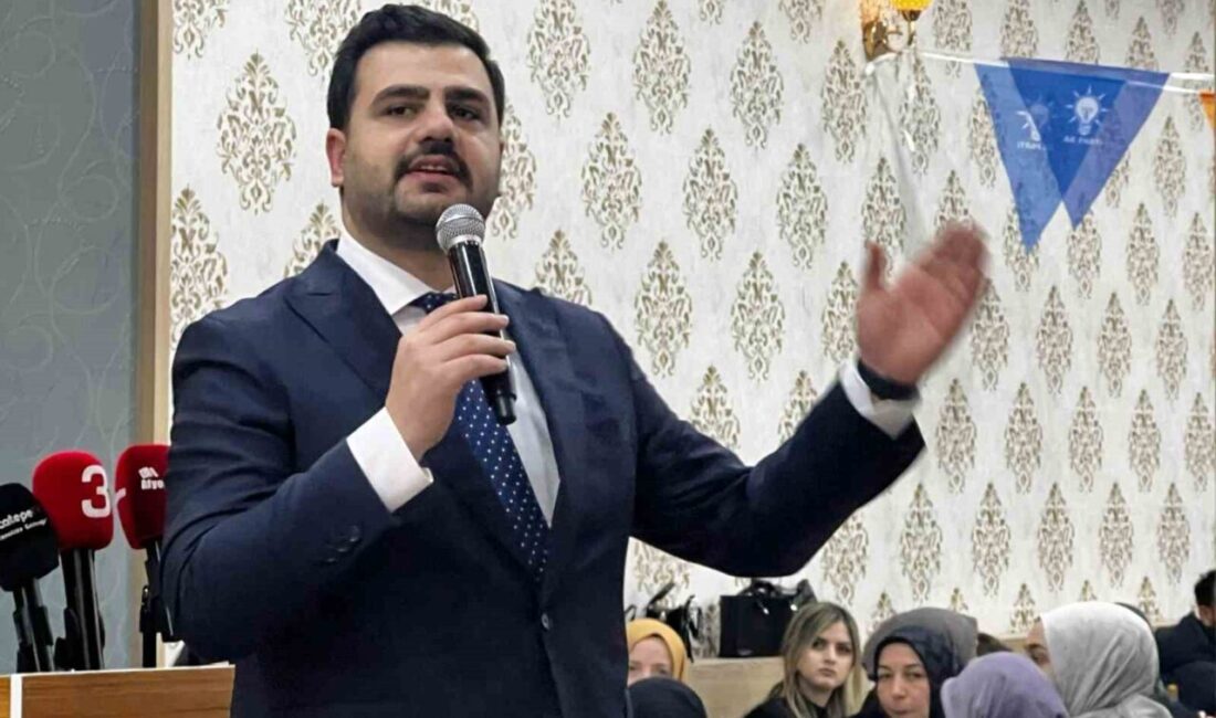 AK Parti Genel Sekreteri ve İzmir Milletvekili Eyyüp Kadir İnan,