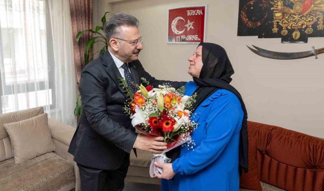 Eskişehir Valisi Hüseyin Aksoy, eşi Hülya Aksoy ile birlikte şehit