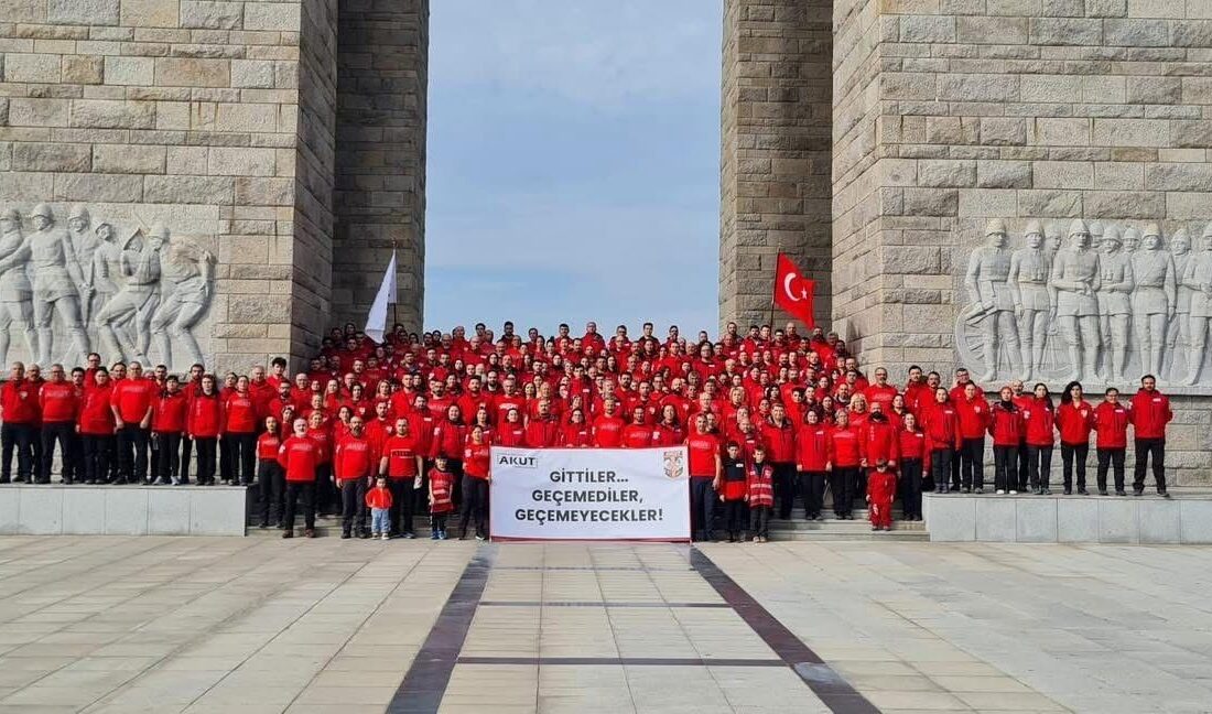 Arama Kurtarma Derneği (AKUT) tarafından 15-16 Mart’ta, Çanakkale Zaferi’nin 110’uncu