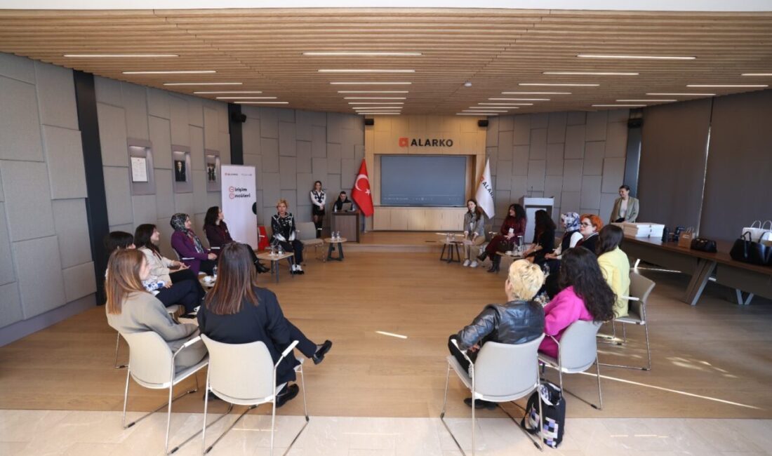 - Alarko Holding Yönetim Kurulu Üyesi Leyla Alaton:
- "Kariyerinde yükselen