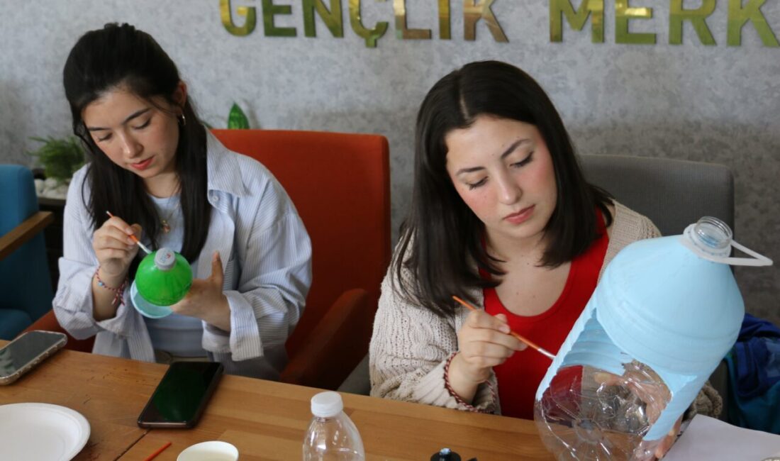 AYDIN (AA) – Aydın'da 20 Mart Dünya Serçe Günü ile