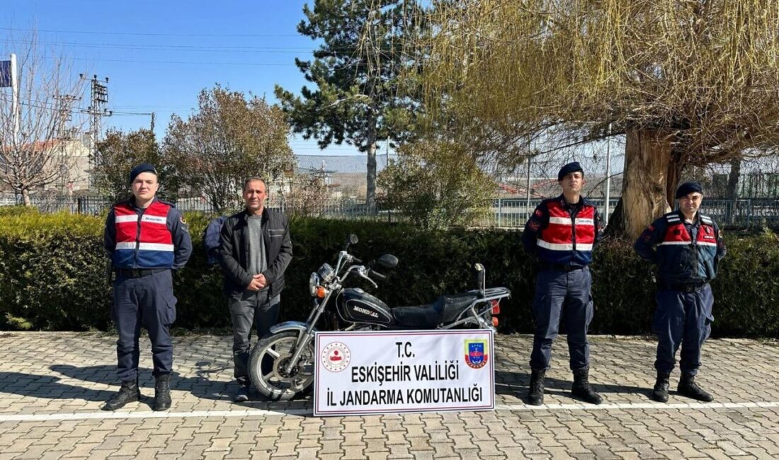 Eskişehir’in Beylikova ilçesinde çalınan motosiklet jandarma tarafından aynı gün içinde