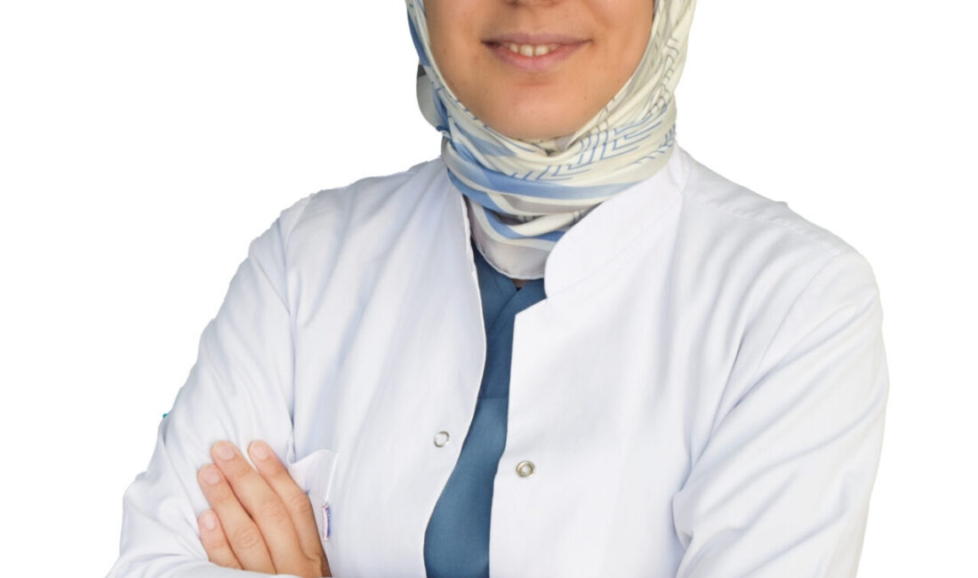 - Biruni Üniversitesi Diş Hekimliği Fakültesinden Dr. Öğretim Üyesi Aydoğmuş:
-