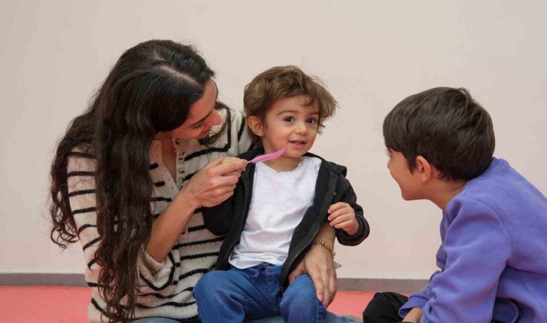 Eskişehir Büyükşehir Belediye Başkanı Ayşe Ünlüce, ailelerden gelen talebe kayıtsız
