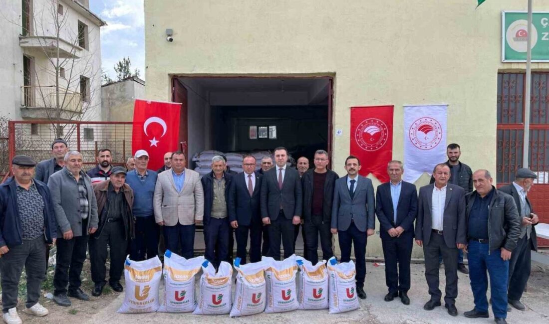 Çavdarhisar İlçe Tarım ve Orman Müdürlüğü tarafından çiftçilere 19 bin