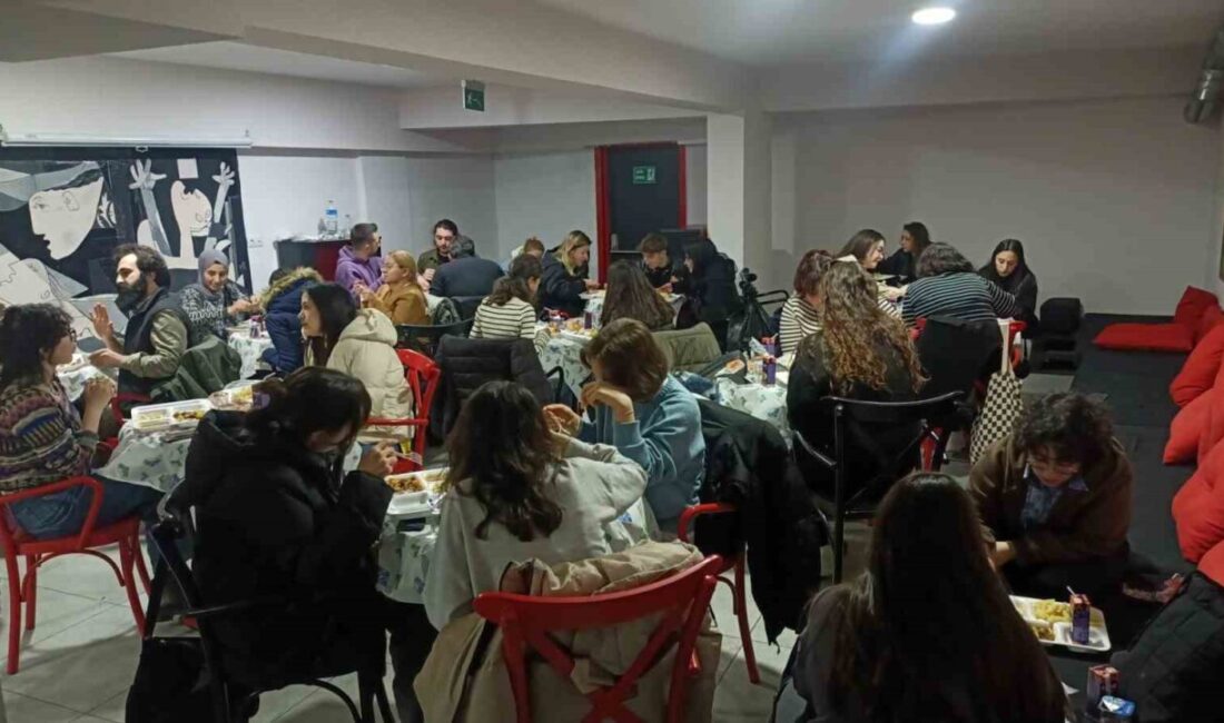 Odunpazarı Belediyesi Aşevi tarafından hazırlanan yemekler, haftanın altı günü Ceren