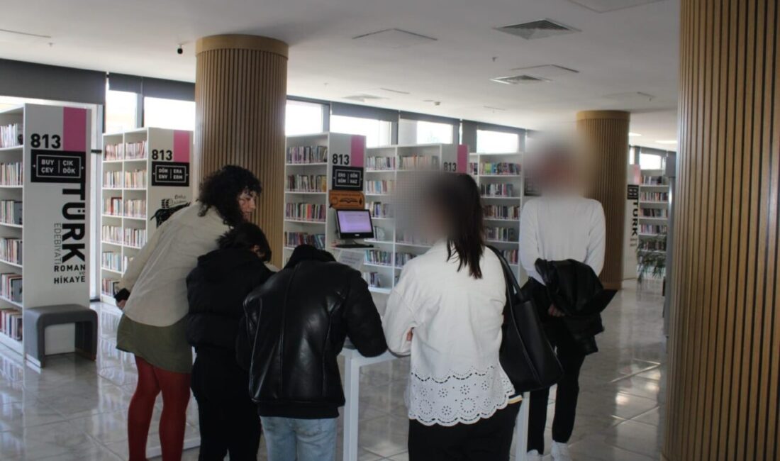 Eskişehir Denetimli Serbestlik Müdürlüğü’ne bağlı çocuklar, İl Halk Kütüphanesi’ni ziyaret