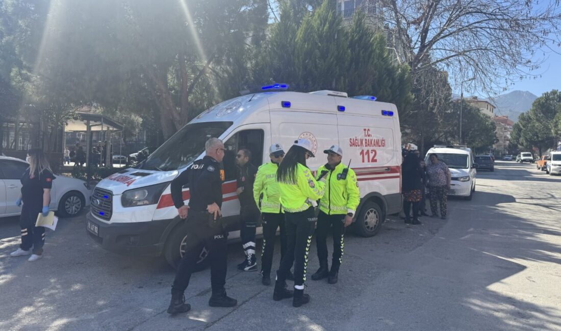 DENİZLİ (AA) – Denizli'nin Pamukkale ilçesinde evde çıkan yangında dumandan