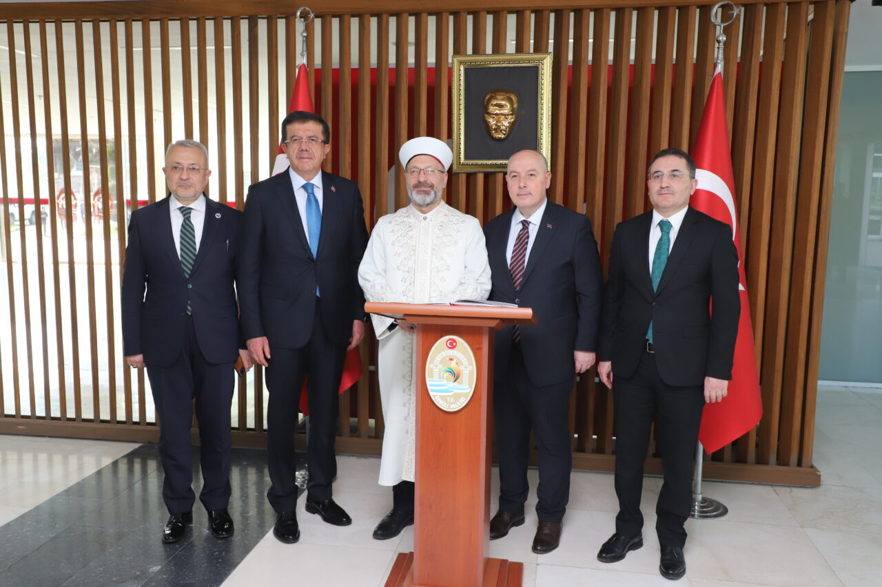 DENİZLİ (AA) – Diyanet İşleri Başkanı Ali Erbaş, bazı programlara