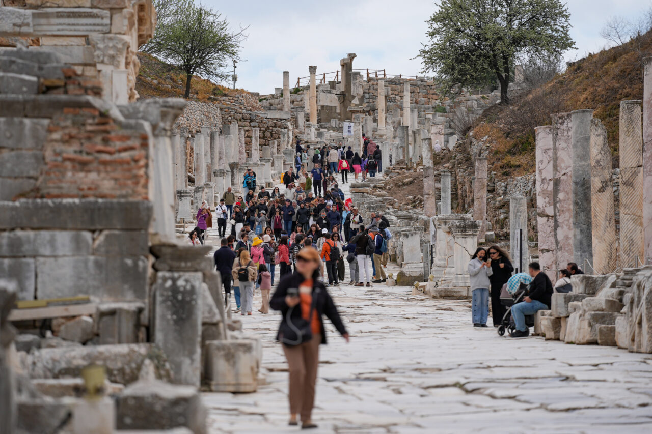 - Kültür ve Turizm Bakanlığı Devlet Opera ve Balesi Genel