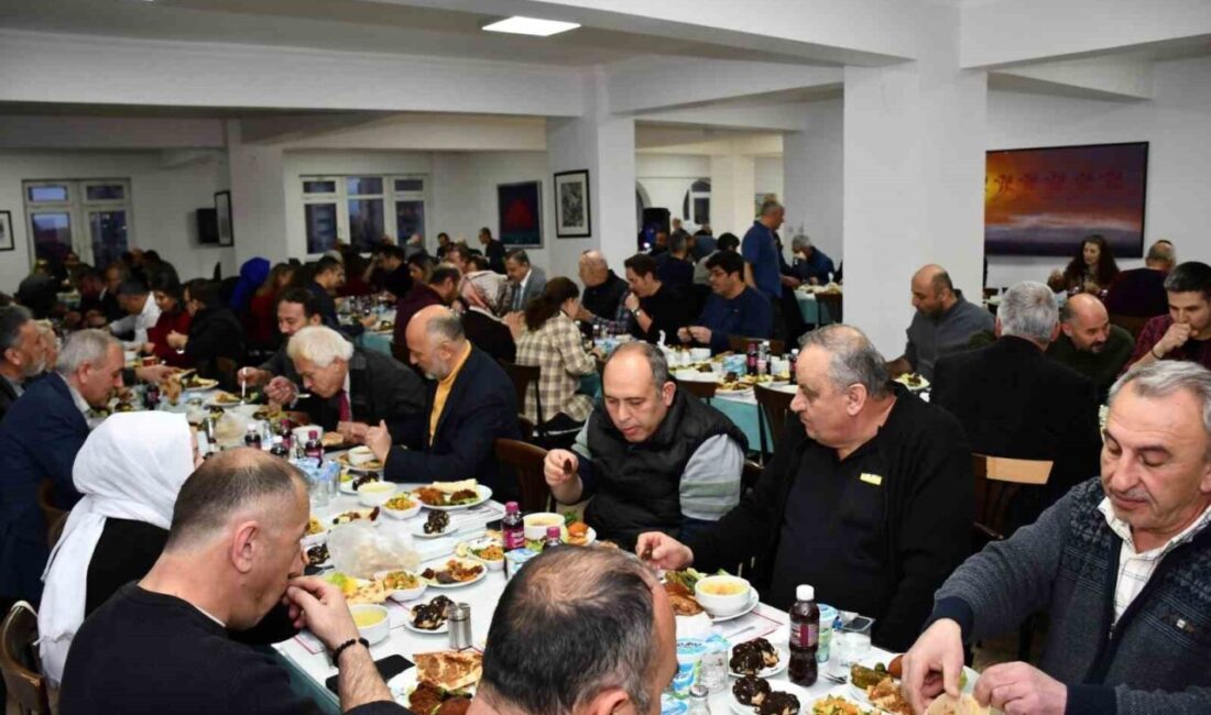 İl Milli Eğitim Müdürü Sinan Aydın, ilçe milli eğitim müdürleri