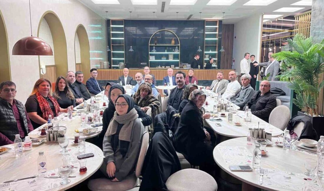 Eskişehir Vali Yardımcısı Oğuz Şenlik, İl Müdürü Bülent Avnamak ve