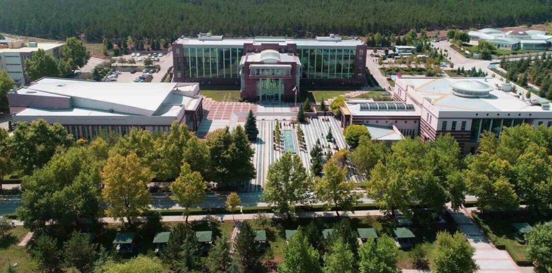 Eskişehir Osmangazi Üniversitesi’nde (ESOGÜ), karar alma mekanizmalarında kritik roller üstlenen