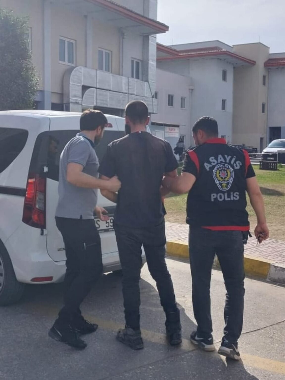 MUĞLA (AA) – Muğla'nın Fethiye ilçesinde hakkında kesinleşmiş hapis cezası