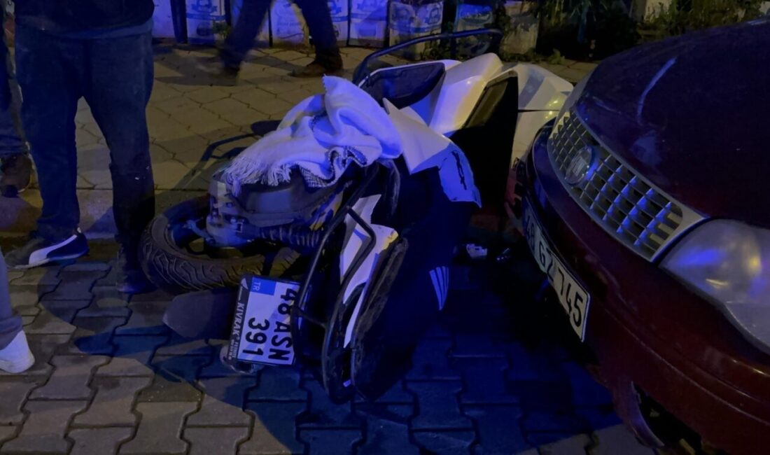 MUĞLA (AA) – Muğla'nın Fethiye ilçesinde otomobille çarpışan motosikletin sürücüsü