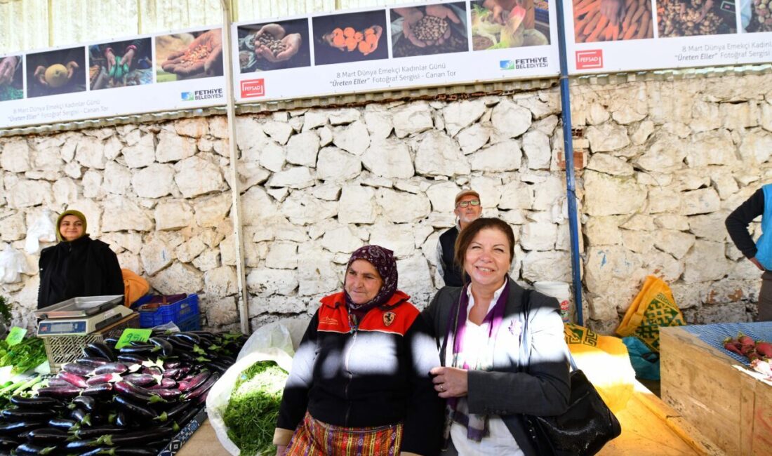 MUĞLA (AA) – Muğla'nın Fethiye ilçesinde pazar yerinde 8 Mart