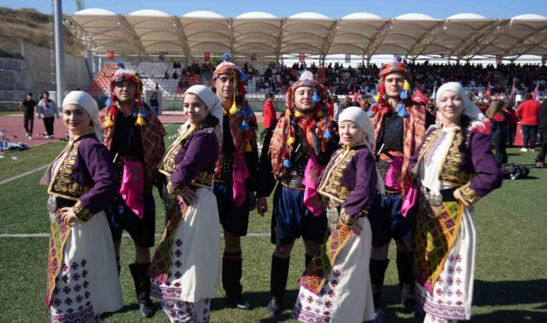 Bilecik’te başta halk oyunları üzerine faaliyet gösteren bir dans okulunun