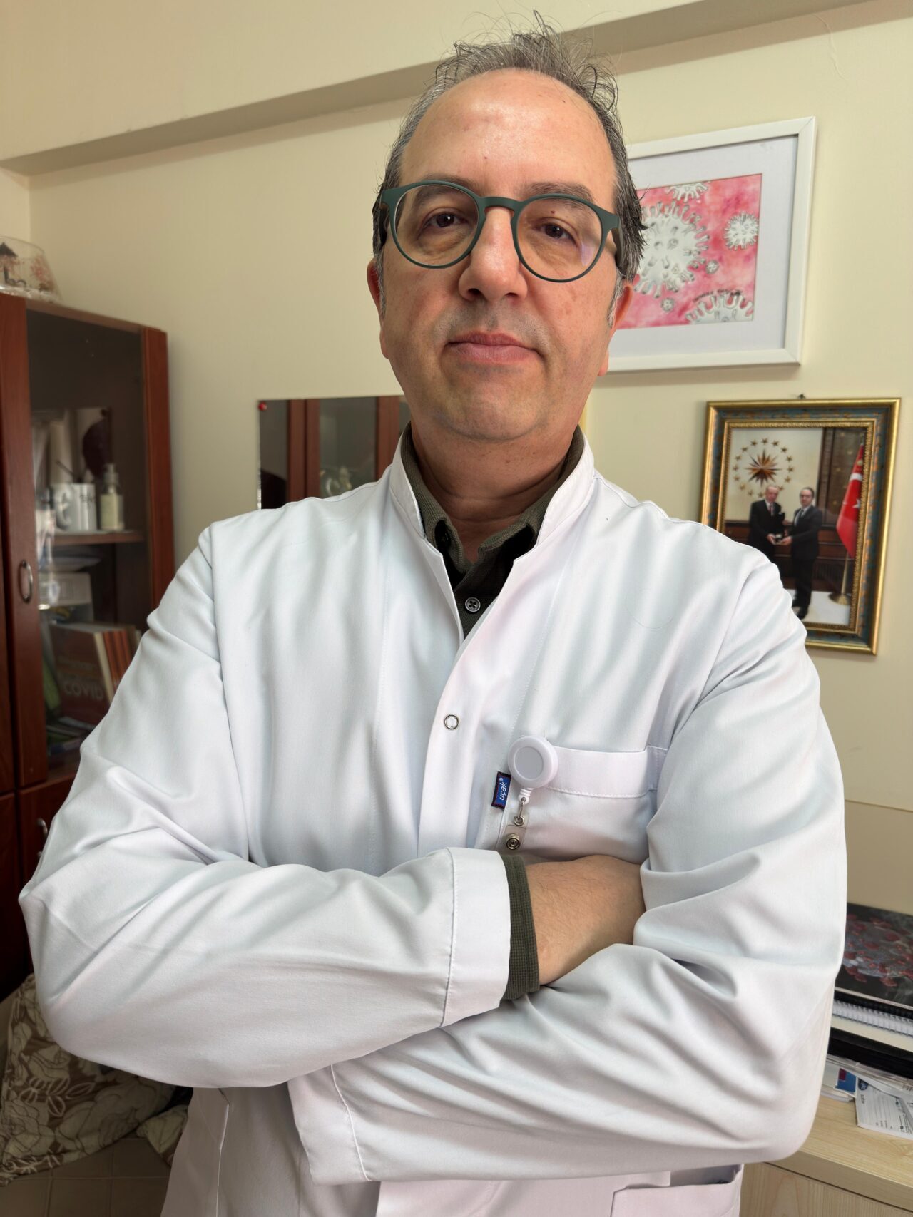 - İzmir Katip Çelebi Üniversitesi Tıp Fakültesi Enfeksiyon Hastalıkları Ana