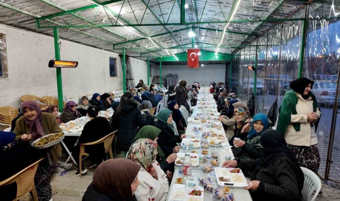 Eskişehir Seyitgazi ilçesindeki Kümbet Mahallesi’nde yaşayan vatandaşlar haftanın her günü