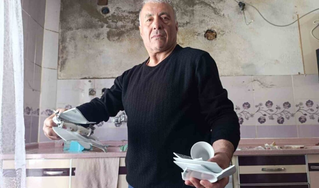 Afyonkarahisar’da evlerinin üst katında oturan kardeşinin ailesi iddiaya göre, inatlaştıkları