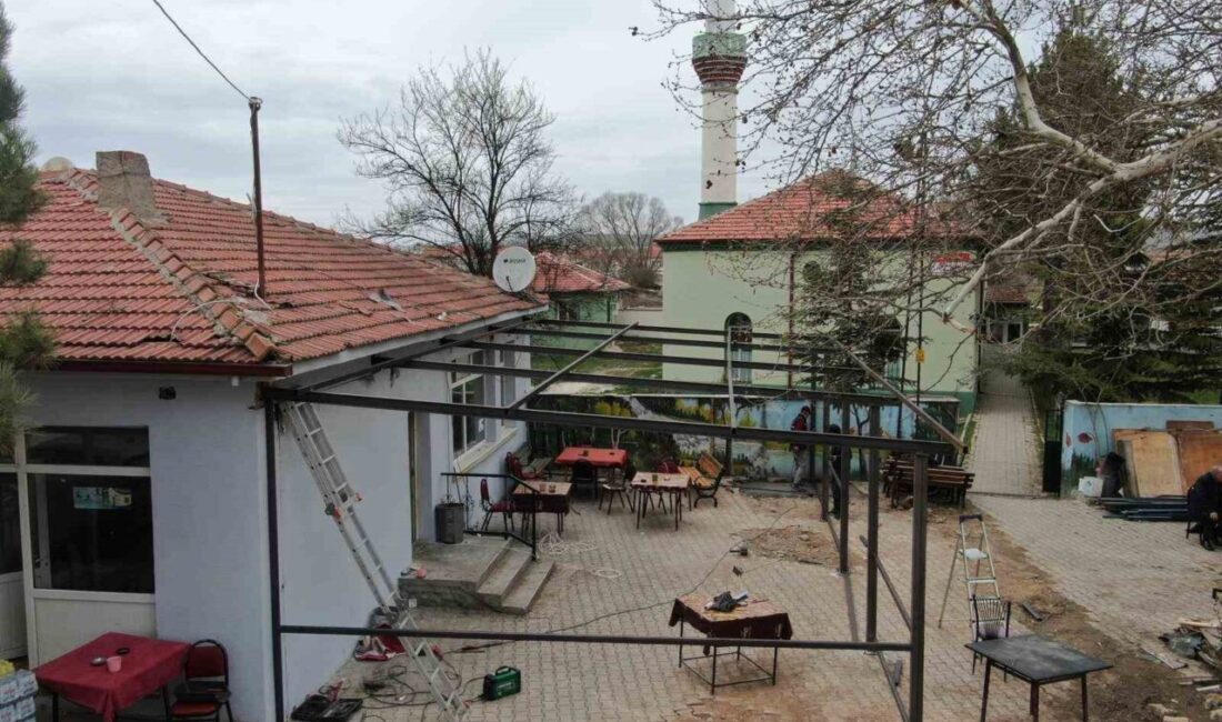 İnönü Belediyesi tarafından hayata geçirilen çalışmalar kapsamında, Oklubal’da başlatılan sundurma