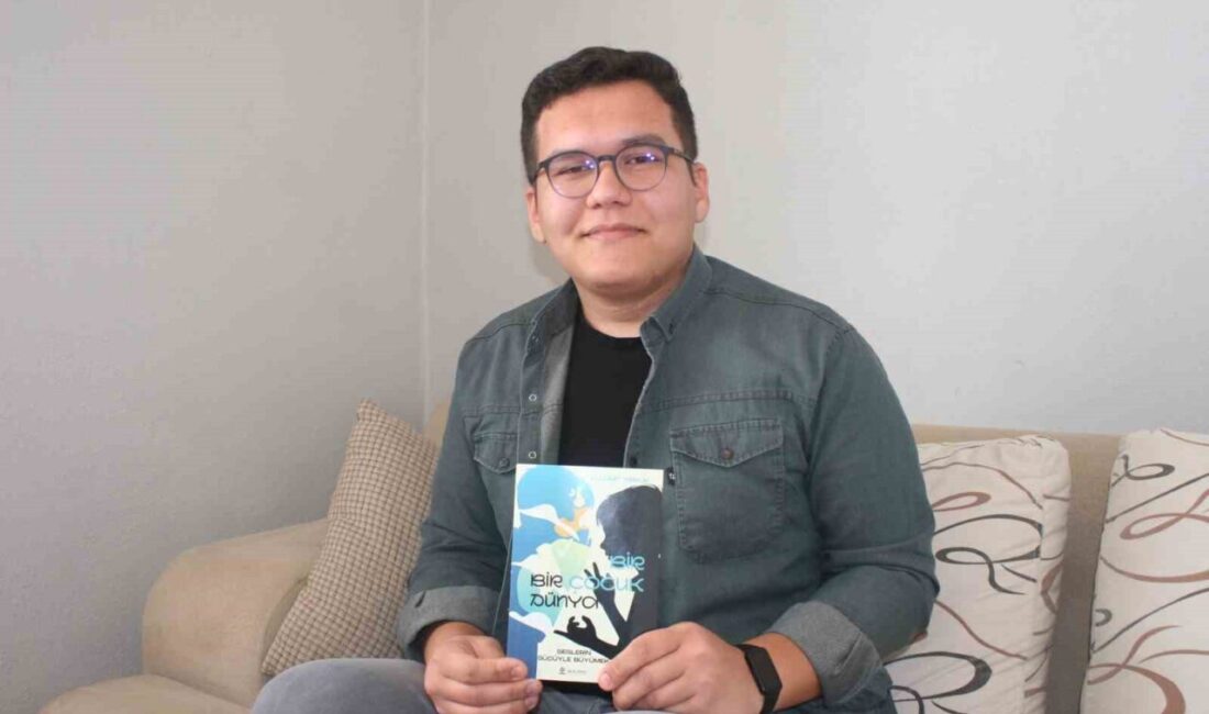 Bilecik’in Bozüyük ilçesinde yaşayan işitme engelli Ali Ümit Pamuk, yaşadığı