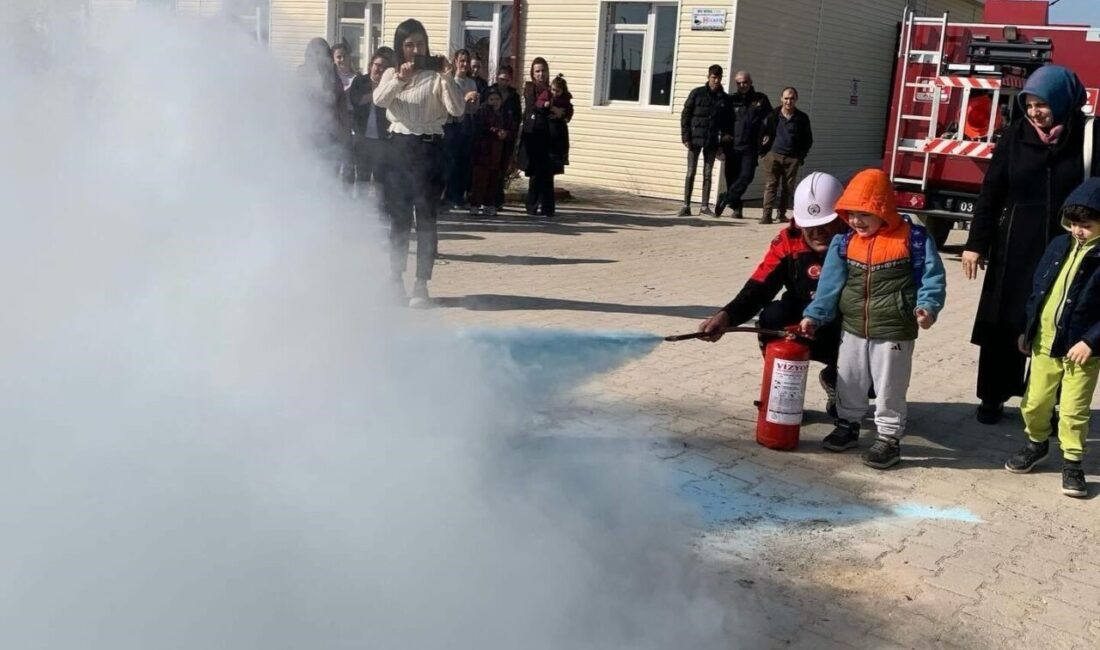 Afyonkarahisar Bolvadin Belediyesi İtfaiye Müdürlüğü ekipleri tarafından Kırkgöz Anaokulu ve