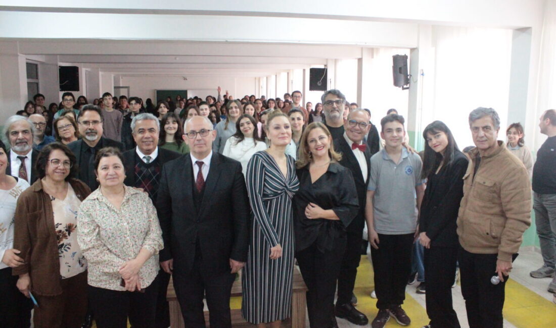 İZMİR (AA) – İzmir Devlet Opera ve Balesi sanatçıları, Ödemiş