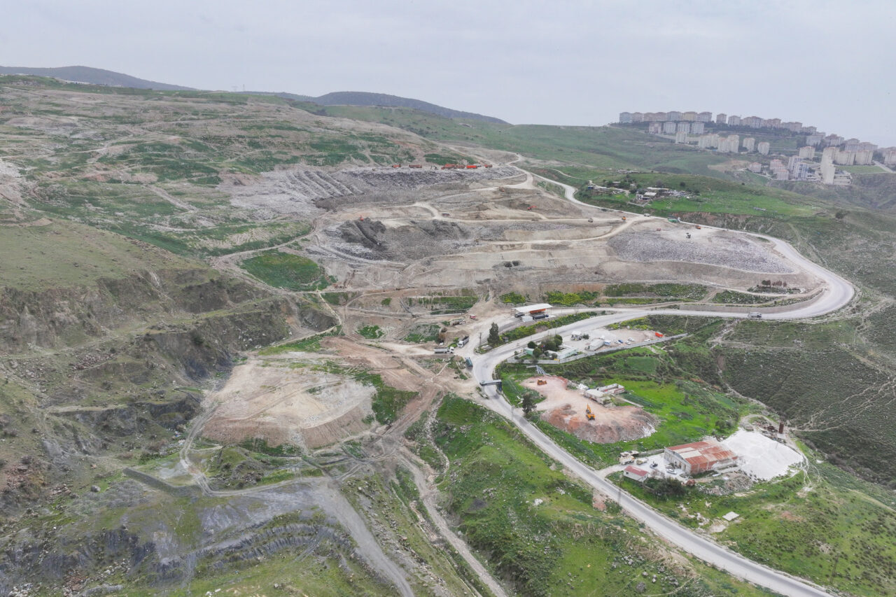 İZMİR (AA) – İzmir'de yaşayan Dursun Ali Kazar, mahkemenin "Harmandalı