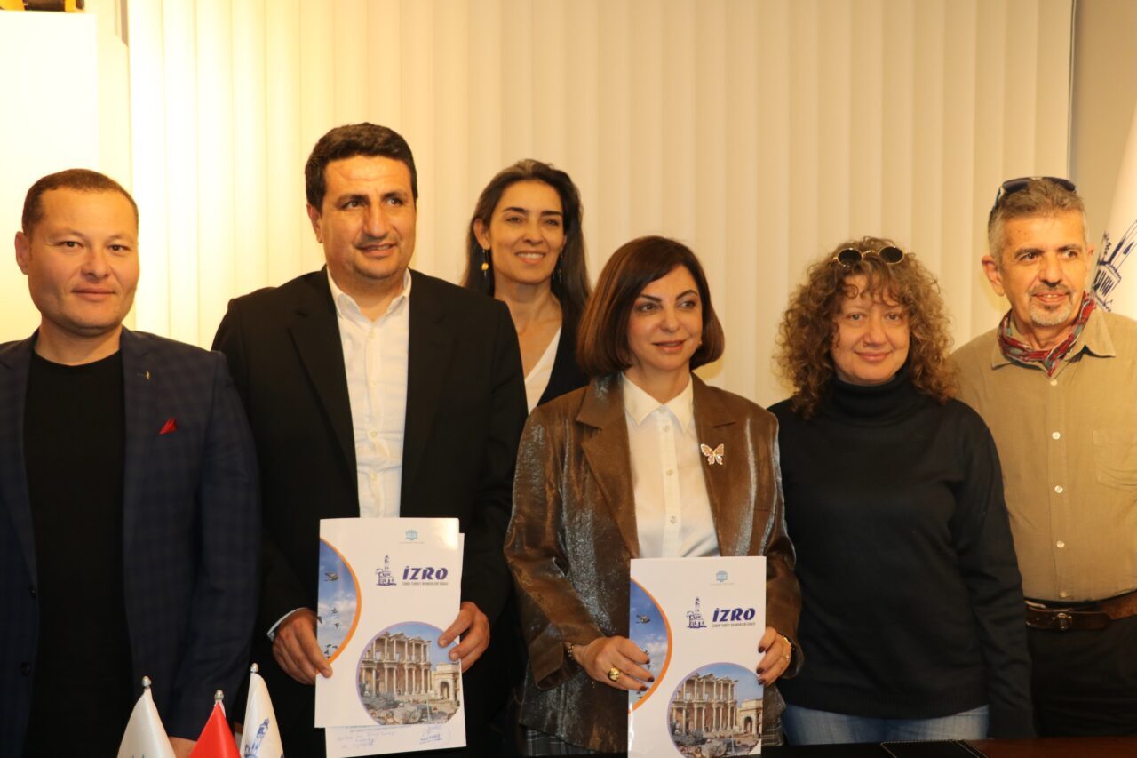 İZMİR (AA) – İzmir'de engellilerin turizm olanaklarından daha çok faydalanması