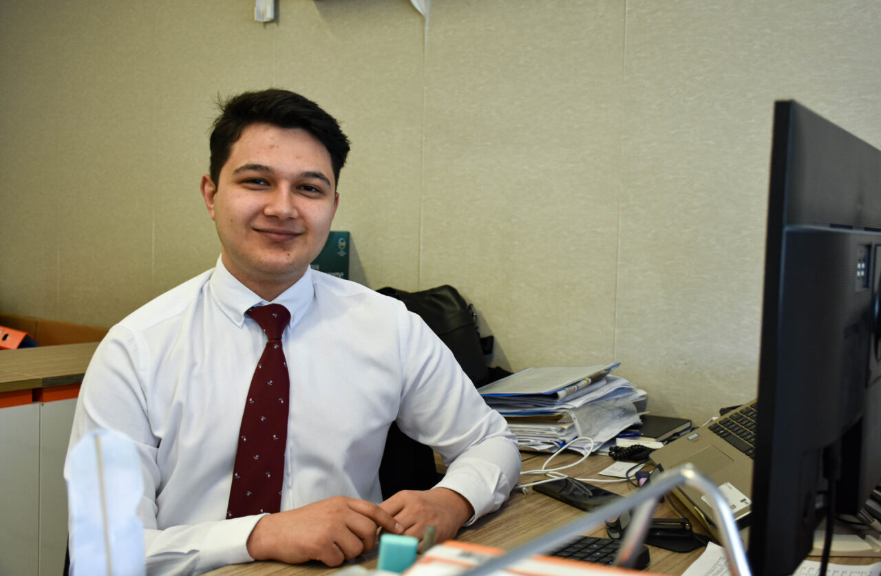 İZMİR (AA) – İzmir'de, hukukçu ve hukuk fakültesi öğrencilerinin katılımıyla