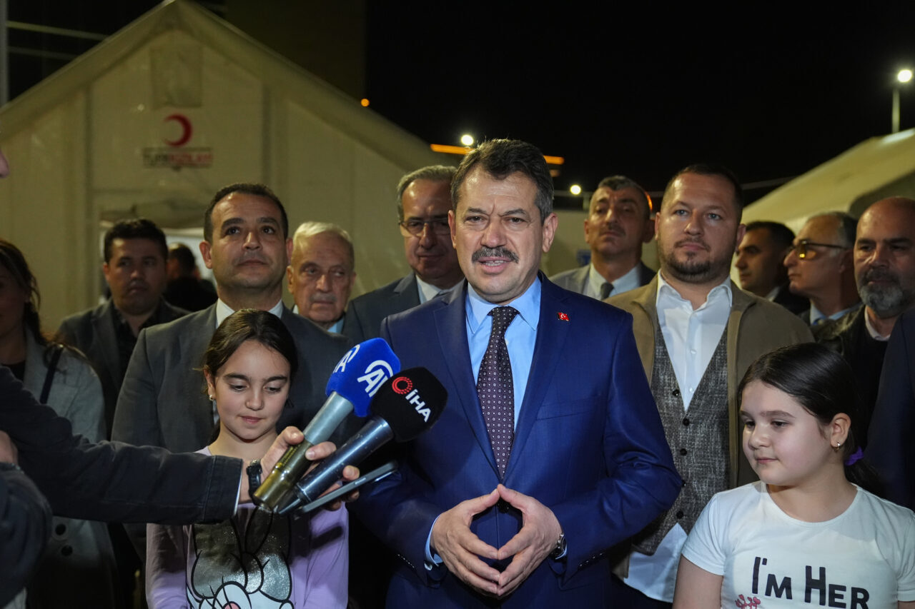 İZMİR (AA) – İzmir'de denetimli serbestlik yükümlülerinin hazırladıkları yemekler, ramazan