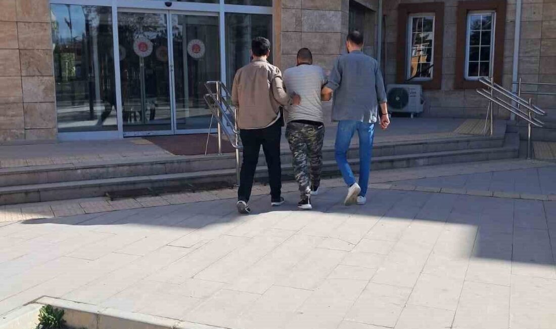 Afyonkarahisar’da çeşitli suçlardan 26 yıl 9 ay 11 gün karısı