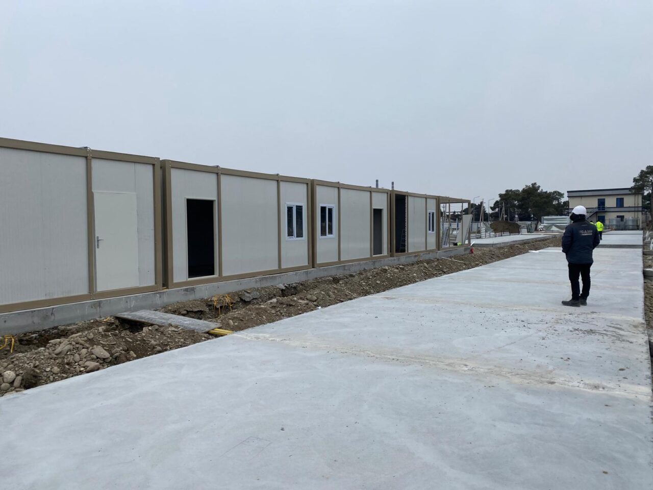 - Karmod Konteyner Satış Müdürü Özay Kemal Karaküçük:
- "Ergonomiyle konaklayanlara