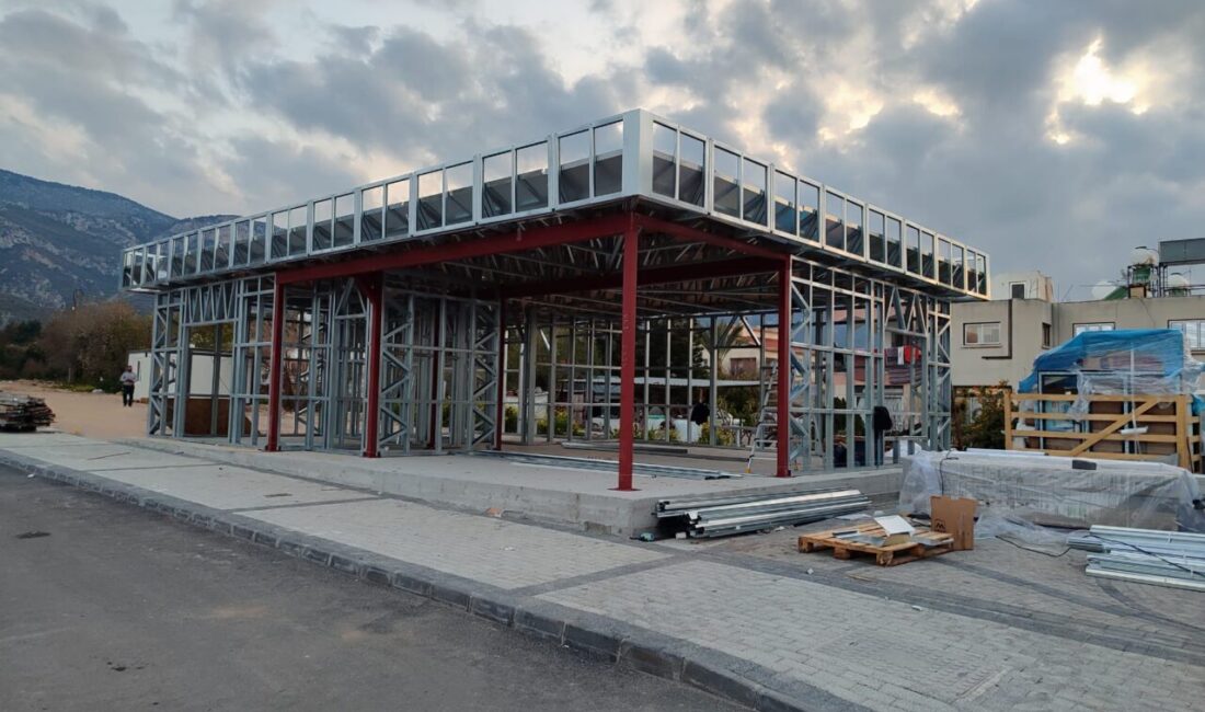 - Karmod Prefabrik Genel Müdürü Uğur Kadir:
- "Çelik yapılar, üretim