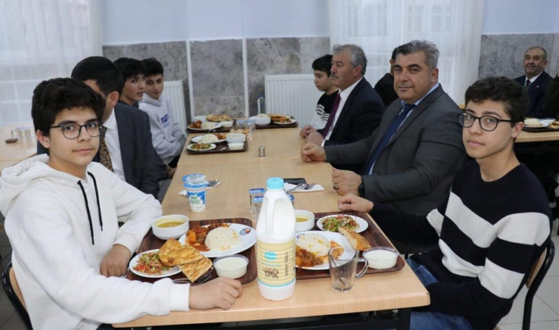 Yükseköğretim ve Yurt Dışı Eğitim Genel Müdürü Fethi Fahri Kaya,