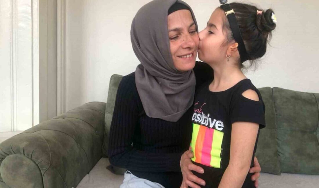 Eskişehir’de doğuştan iki kulağı da olmayan minik Zeynep’in annesi Nurten