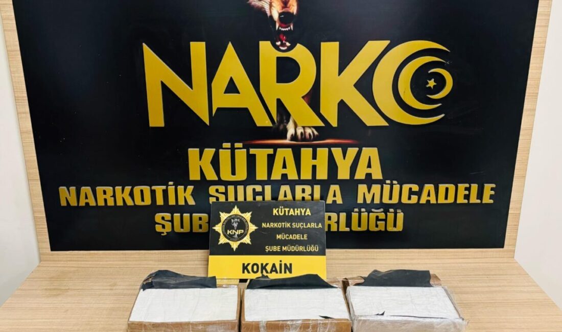 KÜTAHYA (AA) – Kütahya'da, uyuşturucu ticareti yaptıkları iddiasıyla gözaltına alınan