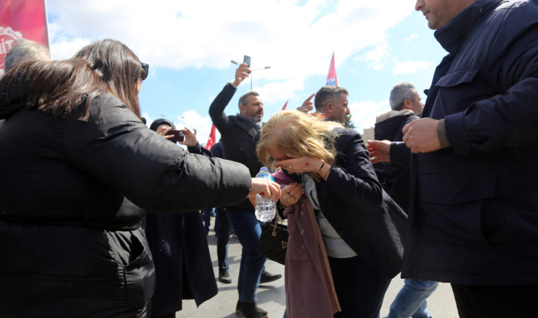 - Muğla'da, İBB'ye yönelik "terör ve örgütlü suçlar" soruşturmalarında Ekrem