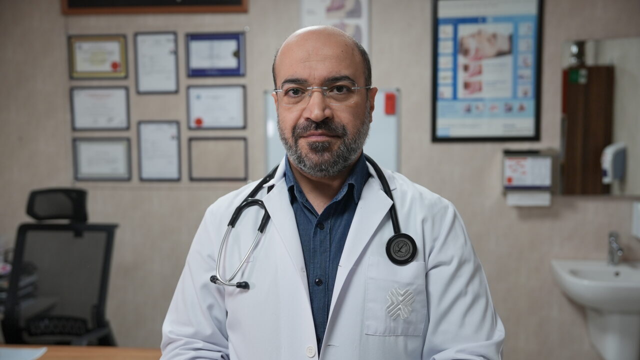 - Medipol Mega Üniversite Hastanesi Göğüs Hastalıkları Uzmanı Prof. Dr.