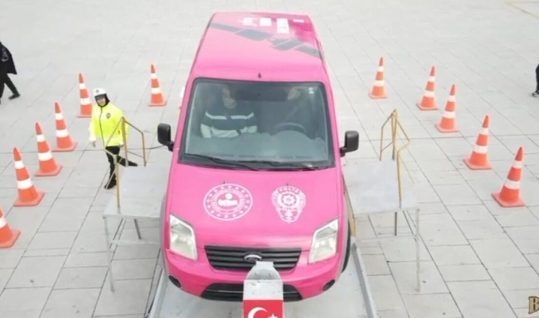 İçişleri Bakanı tarafından başlatılan “Bir kural bir ömür” çerçevesinde Afyonkarahisar