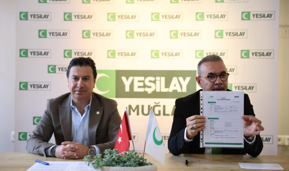 - Belediye Başkanı Ahmet Aras:
- "Ben de bir sigara bağımlısıydım.