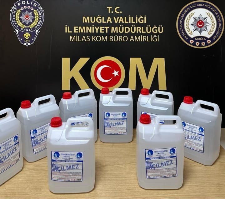 MUĞLA (AA) – Muğla'nın Bodrum, Marmaris ve Milas ilçelerinde kaçakçılıkla