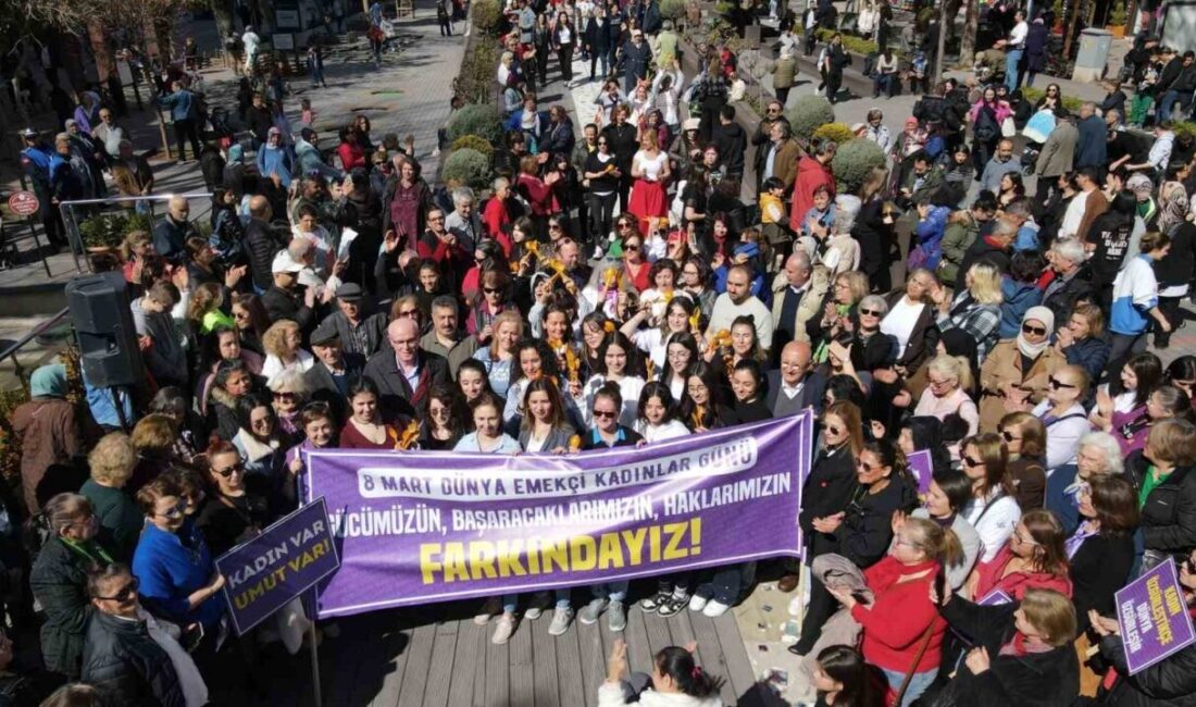 Eskişehir Odunpazarı Belediye Başkanı Kazım Kurt, kadın haklarına dikkat çekmek