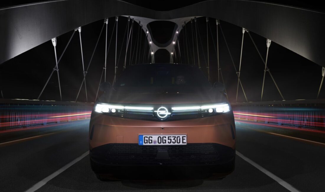 İSTANBUL (AA) – Opel Grandland, ileri teknoloji ürünü Intelli-Lux HD