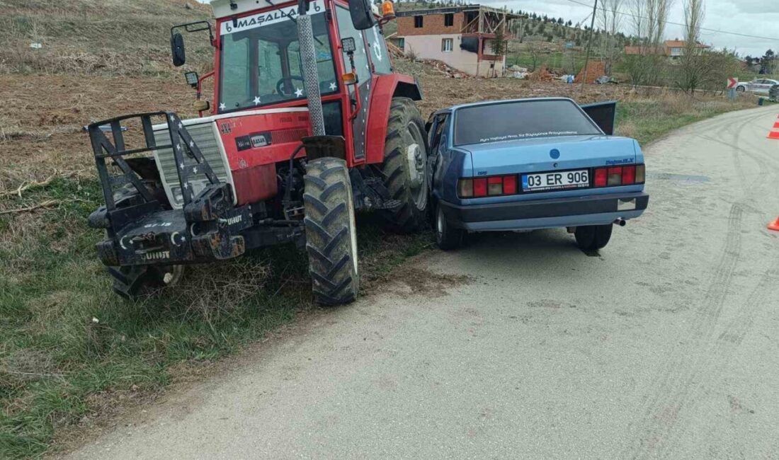 Afyonkarahisar’da otomobilin traktöre çarpması sonucu meydana gelen trafik kazasında 3