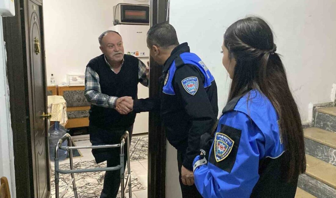 Eskişehir’de polis ekipleri, tek bacağını kaybeden ve eşinin vefat etmesi