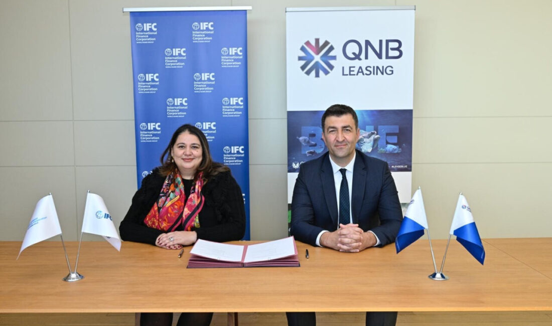 - QNB Leasing Genel Müdürü Osman Taş.
- "IFC ile gerçekleştirdiğimiz