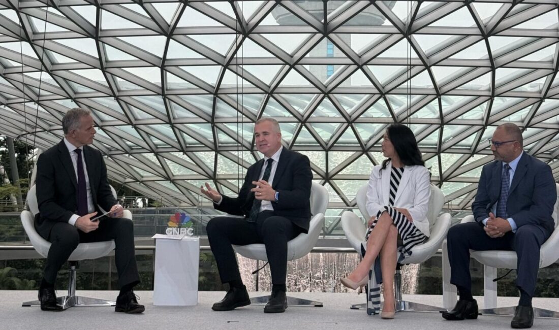 - Sabancı Holding CEO'su Cenk Alper:
- "Dünyayı daha sürdürülebilir hale