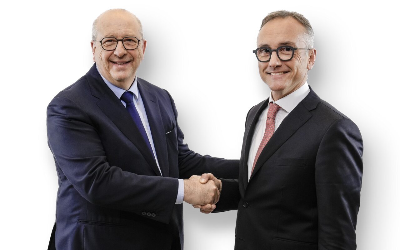 - Iveco Group Kamyon İş Birimi Başkanı Luca Sra:
- "İşbirliğinin,